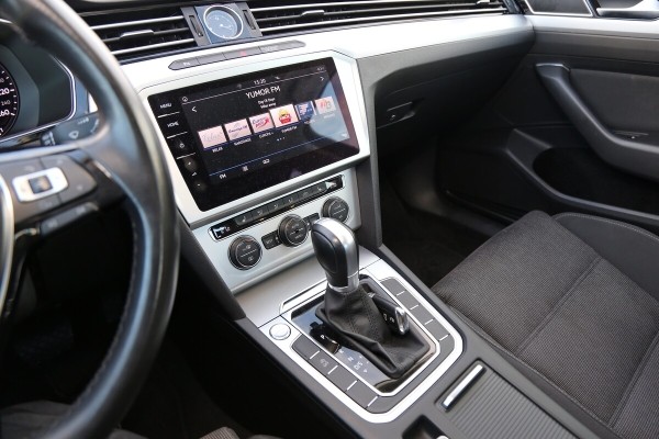 Этот «Пассат» в продаже уже несколько месяцев. И никто не звонит! Что не так с машиной? Этот «Пассат» в продаже уже несколько месяцев. И никто не звонит! Что не так с машиной?