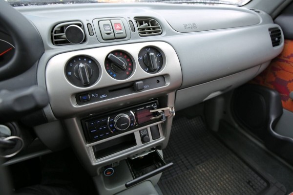 «В Германии хотели сдать на металлолом. А я купил!» Белорус о пригоне «непроходного» Nissan Micra