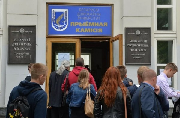 Беларусь ежегодно зарабатывает на образовании 90 миллионов долларов