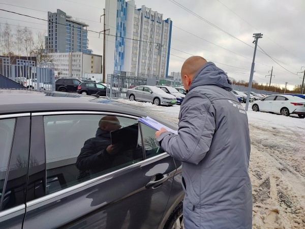 Этот «Пассат» в продаже уже несколько месяцев. И никто не звонит! Что не так с машиной? Этот «Пассат» в продаже уже несколько месяцев. И никто не звонит! Что не так с машиной?