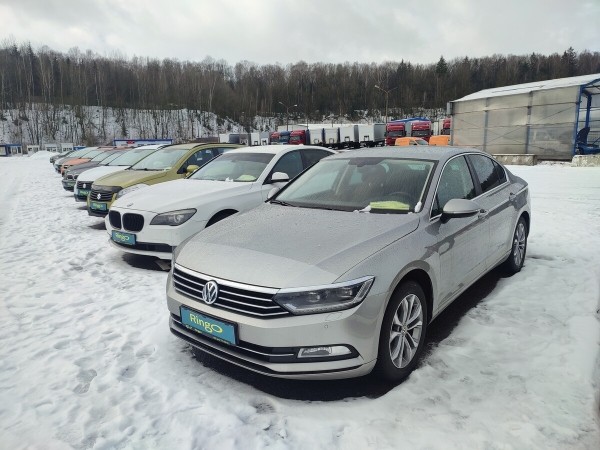 Этот «Пассат» в продаже уже несколько месяцев. И никто не звонит! Что не так с машиной? Этот «Пассат» в продаже уже несколько месяцев. И никто не звонит! Что не так с машиной?