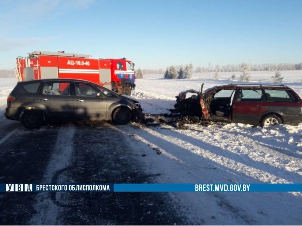 В Ляховичском районе погиб водитель VW В Ляховичском районе погиб водитель VW