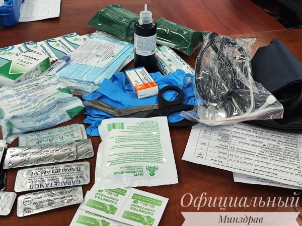 Минздрав обновил содержимое аптечек для автомобилей и предприятий