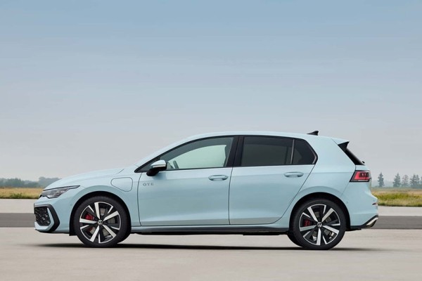 Volkswagen представил обновленный Golf. Какие изменения?