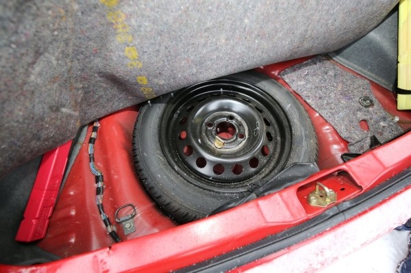 «В Германии хотели сдать на металлолом. А я купил!» Белорус о пригоне «непроходного» Nissan Micra