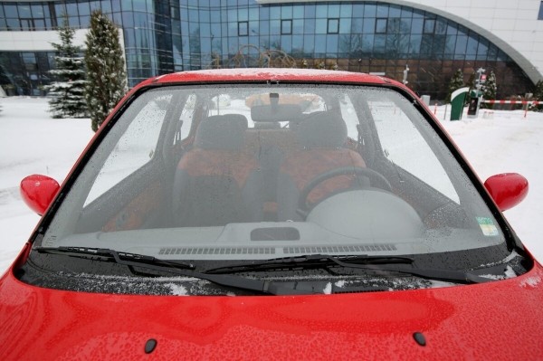 «В Германии хотели сдать на металлолом. А я купил!» Белорус о пригоне «непроходного» Nissan Micra