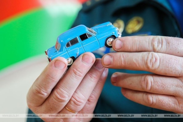 Хобби началось с новогоднего подарка. Житель Жабинки собрал более 270 моделей автомобилей Хобби началось с новогоднего подарка. Житель Жабинки собрал более 270 моделей автомобилей