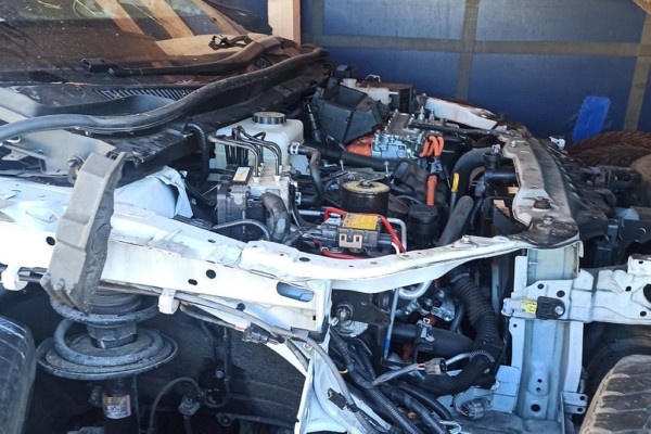 Кроссоверы разобрали и пытались ввезти под видом запчастей — вот каким будет штраф от таможни Кроссоверы разобрали и пытались ввезти под видом запчастей — вот каким будет штраф от таможни