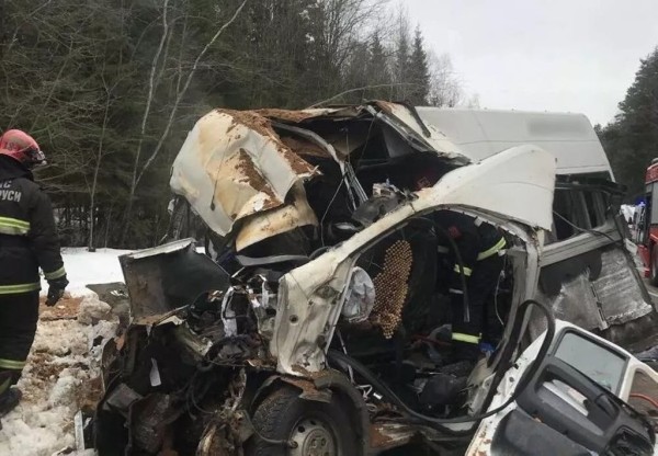 Год после жуткого ДТП под Смолевичами: родственники жертв не могут смириться Год после жуткого ДТП под Смолевичами: родственники жертв не могут смириться