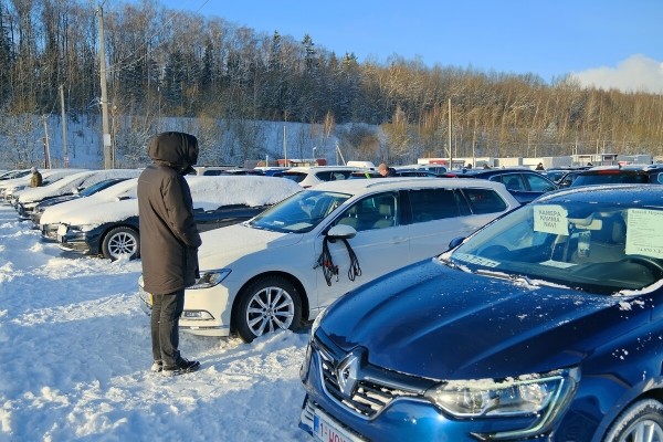 Все надеются на отложенный спрос россиян? Белорусская «вторичка» глазами автоподборщика