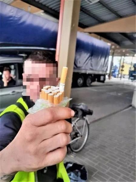 Оригинально, но незаконно: в чем везут контрабанду через границу