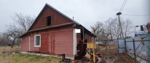 Мужчину спасли при пожаре в Кобринском районе Мужчину спасли при пожаре в Кобринском районе