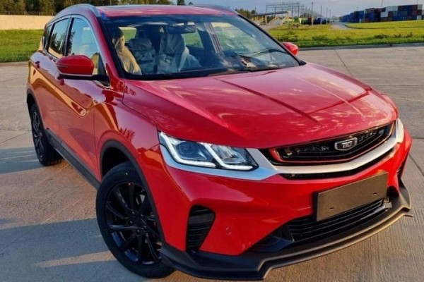 Стало известно, когда в Беларуси отменят нулевую растаможку на электромобили