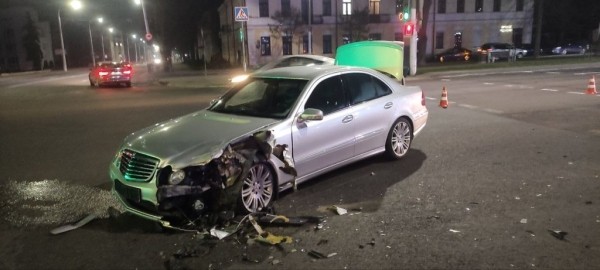 Стали известны подробности ночного ДТП в Бресте Стали известны подробности ночного ДТП в Бресте
