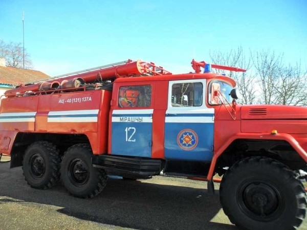 МЧС распродает десятки пожарных машин. Что и почем отдают?