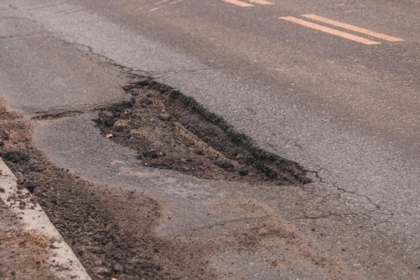 В какой области Беларуси больше всего ям на дорогах?