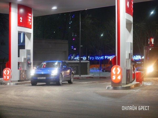 Названы страны с наибольшим ростом цен на бензин. Кто в списке?