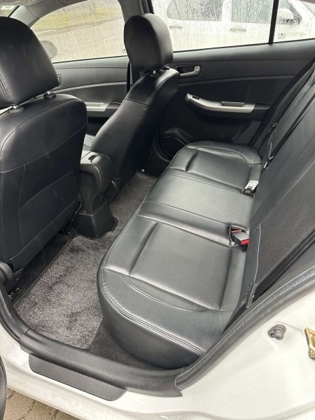 Тачка недели. В Беларуси уже можно купить новые машины иранской Saipa. Что по ценам?