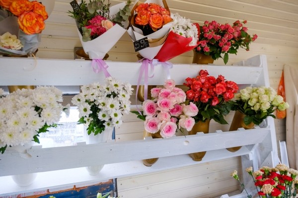 Белорус рассказал, сколько можно заработать на цветах 8 марта Белорус рассказал, сколько можно заработать на цветах 8 марта