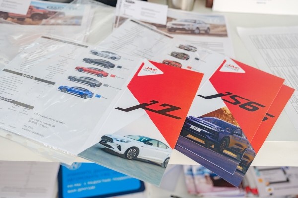 «Месяц-два можем не повышать цены». Как изменятся прайсы новых авто в ближайшее время