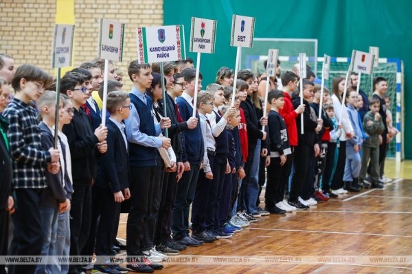 В Бресте проходит финал областных соревнований среди детей и подростков по шахматам «Белая ладья»
