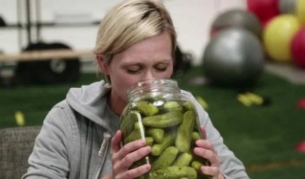 Пьющая? Нарколог рассказал, что во внешности женщины должно насторожить Пьющая? Нарколог рассказал, что во внешности женщины должно насторожить