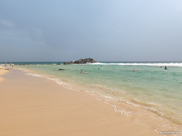 Двое суток провели в самолете — оно того стоило? Слетали на тропический остров посреди зимы и делимся впечатлениями