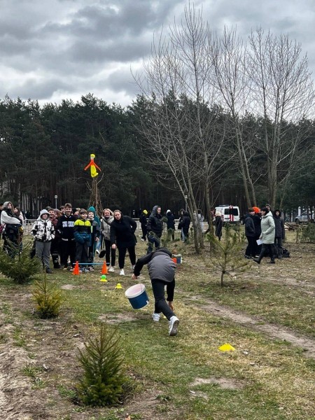 В Бресте проходят народные гуляния «Широкая масленица». Фоторепортаж