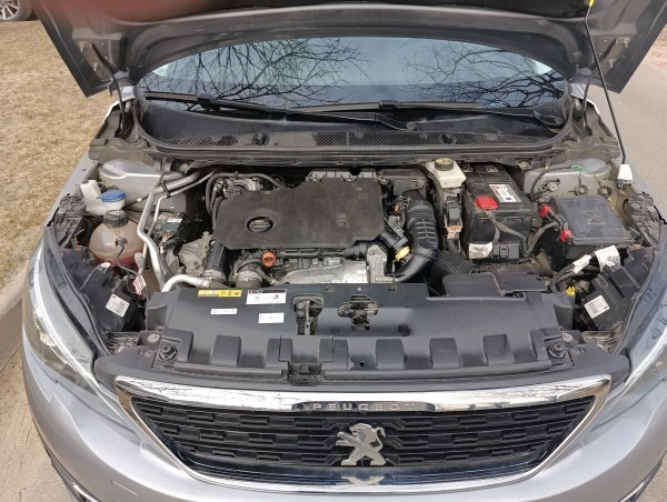 «А стоило ли обновлять автомобиль?». Белорус купил Peugeot 308 из Европы и обслужил по полной «А стоило ли обновлять автомобиль?». Белорус купил Peugeot 308 из Европы и обслужил по полной