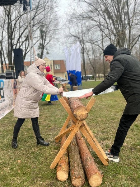 В Бресте проходят народные гуляния «Широкая масленица». Фоторепортаж