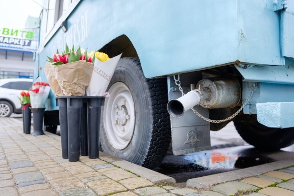 Белорус рассказал, сколько можно заработать на цветах 8 марта Белорус рассказал, сколько можно заработать на цветах 8 марта