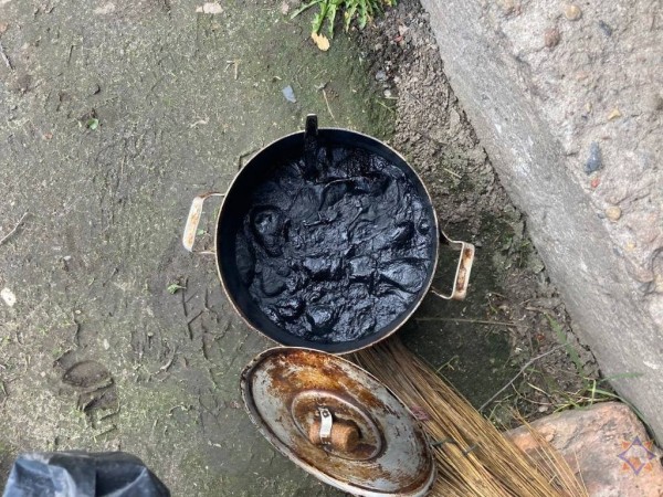 Работники МЧС спасли женщину на пожаре в Бресте