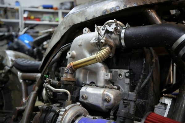 Рассказываем, как белорус примостил мотор 1.4 TDI от VW Polo на мотоцикл Рассказываем, как белорус примостил мотор 1.4 TDI от VW Polo на мотоцикл