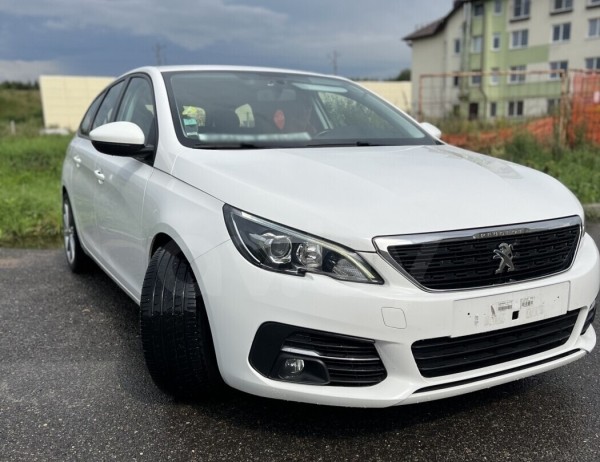 «Пробег однозначно её — даже не обсуждается». Нашли пять «дизелей» из Европы слегка дороже «десятки»