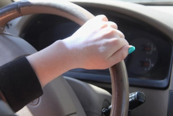 Тренировалась перед сдачей в ГАИ через аккаунт подруги. Как белорусы «химичат» с каршерингом