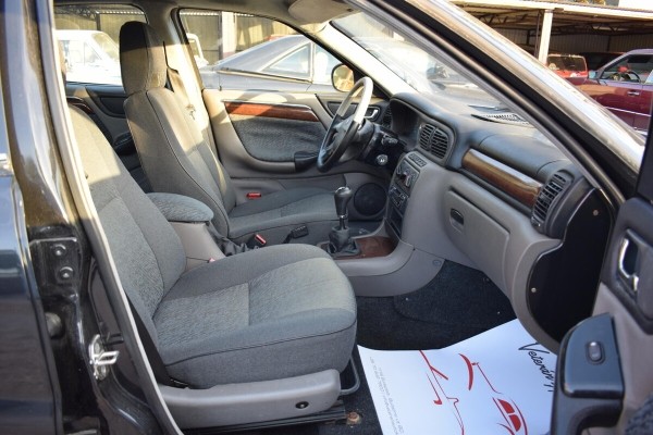 В Венгрии продают очень редкую «Волгу» из 2000-х. Сколько просят?