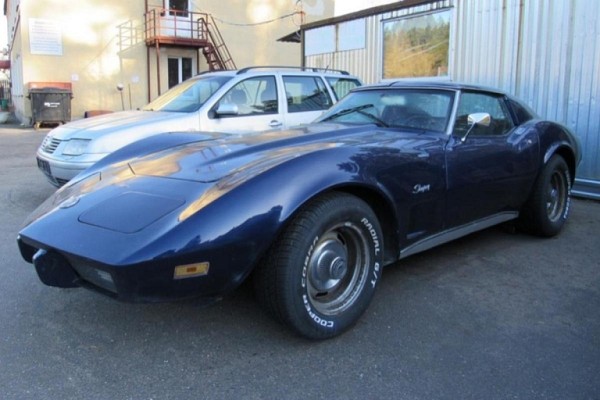 В Беларуси Chevrolet Corvette C3 наркокурьера продают со скидкой Br58 тыс.