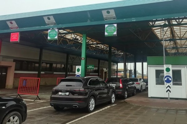 С 1 мая меняются режимы работы пунктов таможенного оформления