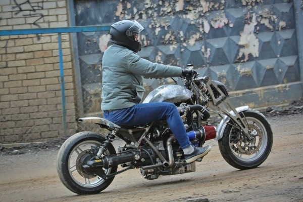 Рассказываем, как белорус примостил мотор 1.4 TDI от VW Polo на мотоцикл Рассказываем, как белорус примостил мотор 1.4 TDI от VW Polo на мотоцикл