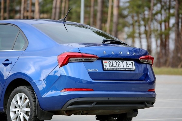 «За эти деньги не продашь!» Сколько за Skoda Rapid 2020 г. в. предложили перекупы и сколько — дилеры? «За эти деньги не продашь!» Сколько за Skoda Rapid 2020 г. в. предложили перекупы и сколько — дилеры?