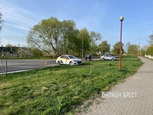 В Бресте таксист сбил велосипедиста. Фото с места ДТП