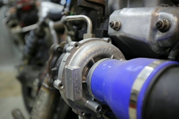 Рассказываем, как белорус примостил мотор 1.4 TDI от VW Polo на мотоцикл Рассказываем, как белорус примостил мотор 1.4 TDI от VW Polo на мотоцикл