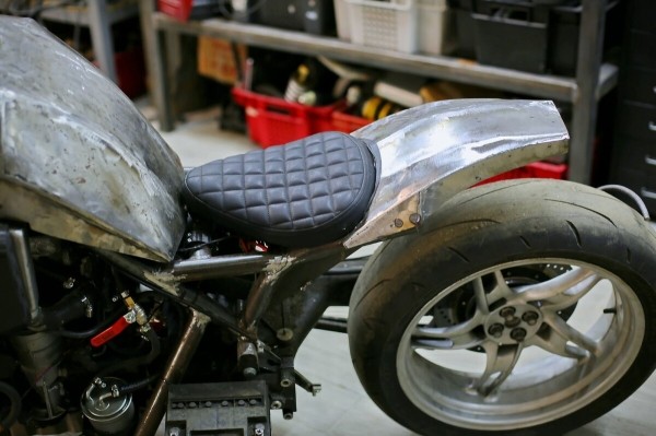 Рассказываем, как белорус примостил мотор 1.4 TDI от VW Polo на мотоцикл Рассказываем, как белорус примостил мотор 1.4 TDI от VW Polo на мотоцикл