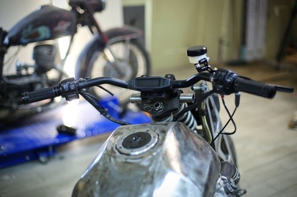 Рассказываем, как белорус примостил мотор 1.4 TDI от VW Polo на мотоцикл Рассказываем, как белорус примостил мотор 1.4 TDI от VW Polo на мотоцикл