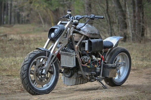 Рассказываем, как белорус примостил мотор 1.4 TDI от VW Polo на мотоцикл Рассказываем, как белорус примостил мотор 1.4 TDI от VW Polo на мотоцикл