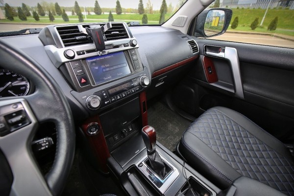 «За такие деньги белорусы выберут другую модель». Пробуем продать Toyota Land Cruiser Prado