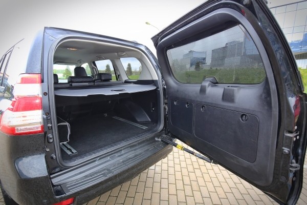 «За такие деньги белорусы выберут другую модель». Пробуем продать Toyota Land Cruiser Prado