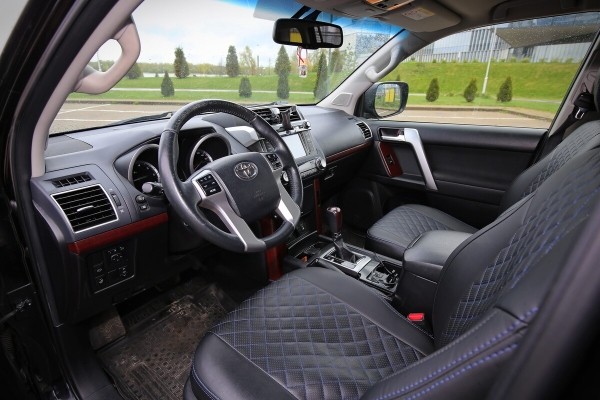 «За такие деньги белорусы выберут другую модель». Пробуем продать Toyota Land Cruiser Prado