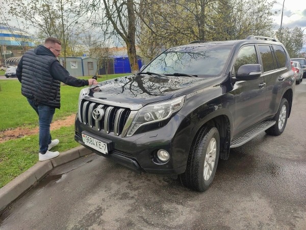 «За такие деньги белорусы выберут другую модель». Пробуем продать Toyota Land Cruiser Prado