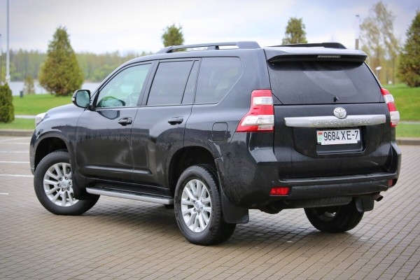 «За такие деньги белорусы выберут другую модель». Пробуем продать Toyota Land Cruiser Prado